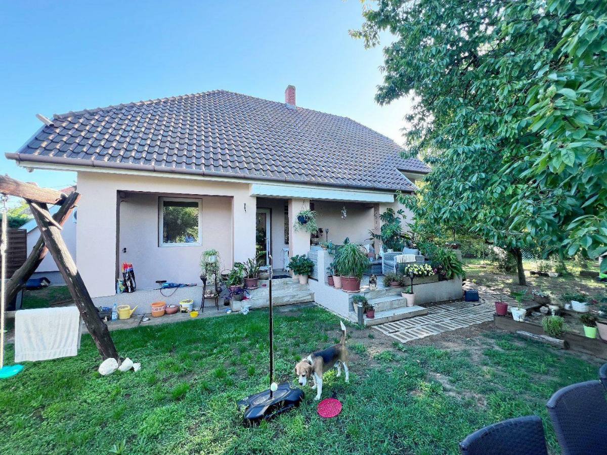 Exponiertes Juwel am Balaton — Familienhaus in Vonyarcvashegy – Foto 3