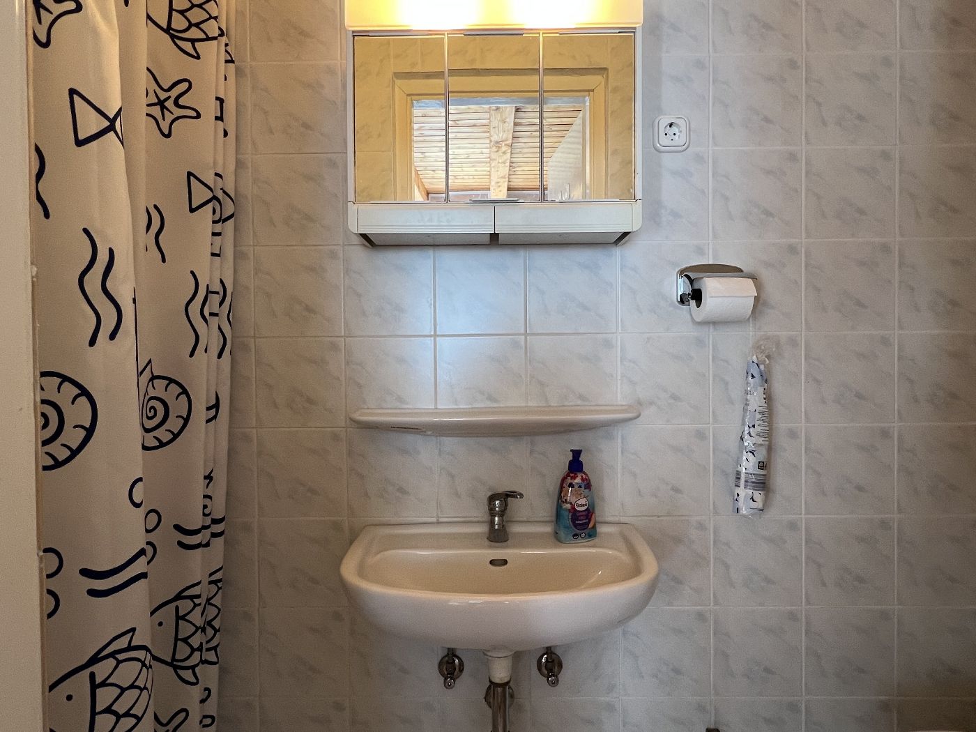 Zweifamilienhaus Kemeneskapolna – Bad Einheit 2